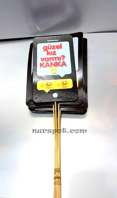 Toptan temalı ilginç baskısı süsler
