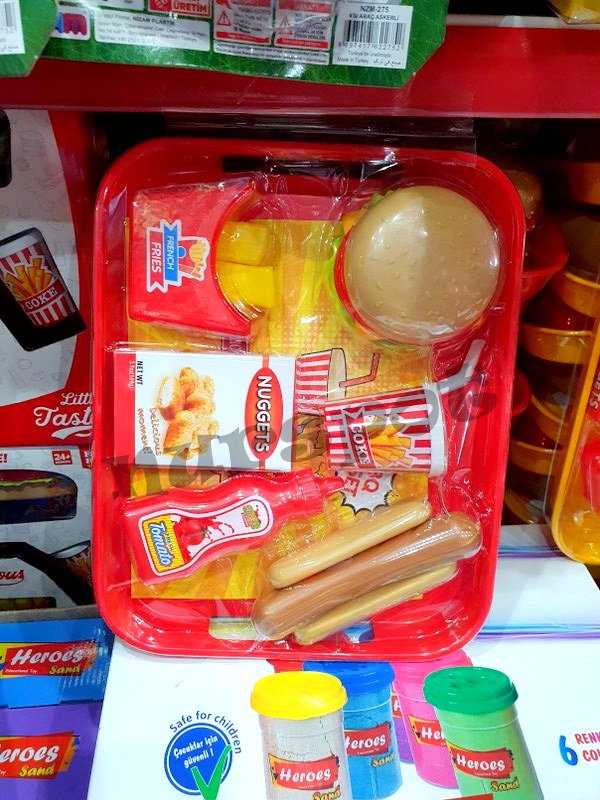 toptan oyuncak hamburger seti tepsili    568