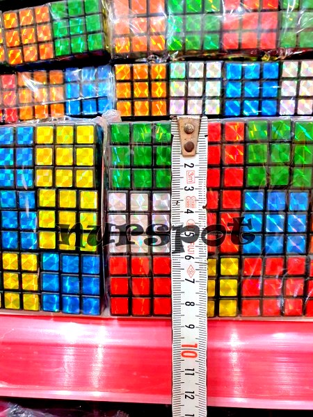 toptan zeka küpü hologramlı metalize anahtarlık  8191