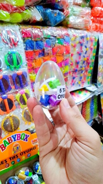 toptan süpriz yumurta beştaş ve oyuncak çıkan yumurta  0107