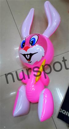 Pvc şişme havuç yiyen tavşan