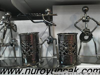 metal kalemlikli biblo