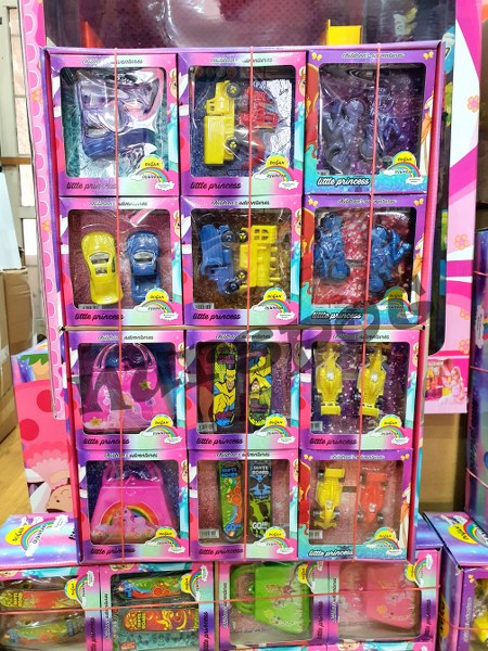 toptan oyuncak set standlı 36 lı   069 