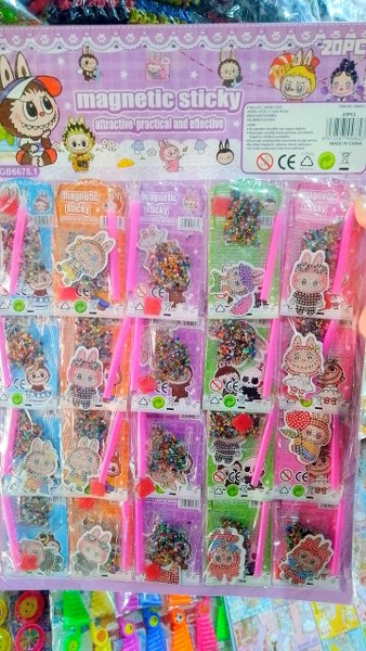 toptan boncuk sticker dizme labubu 6623