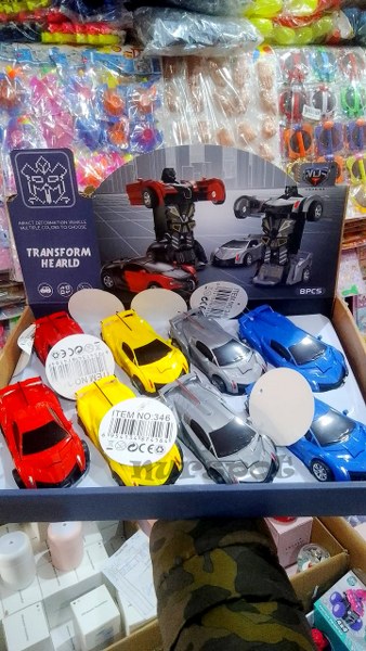 oyuncak robot olan araçlar  4164